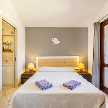 B&B Rotta Per Tavolara Porto San Paolo  Exteriör bild
