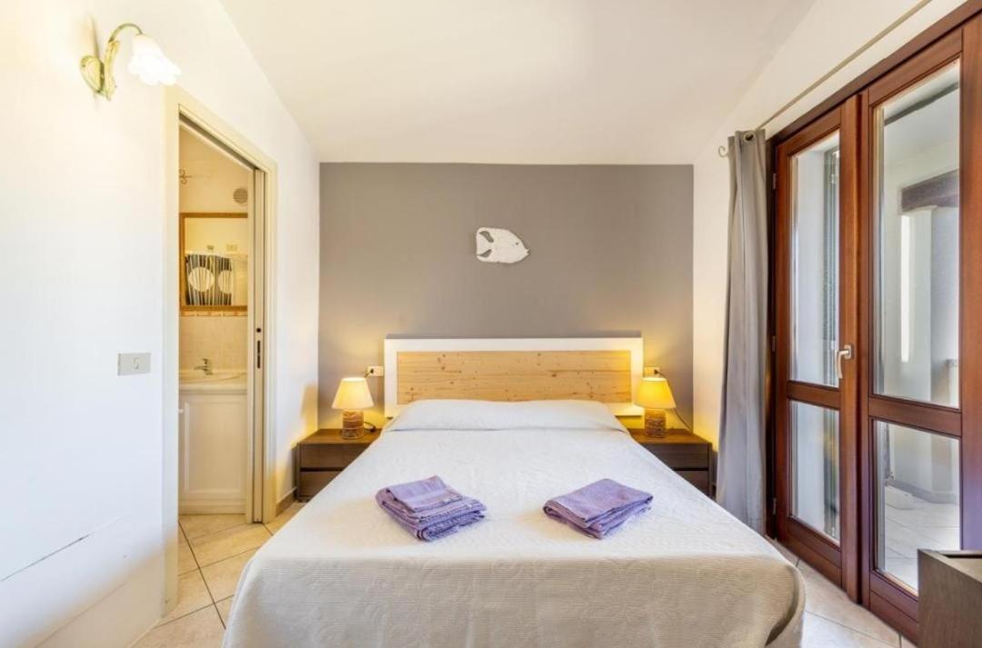 B&B Rotta Per Tavolara Porto San Paolo  Exteriör bild