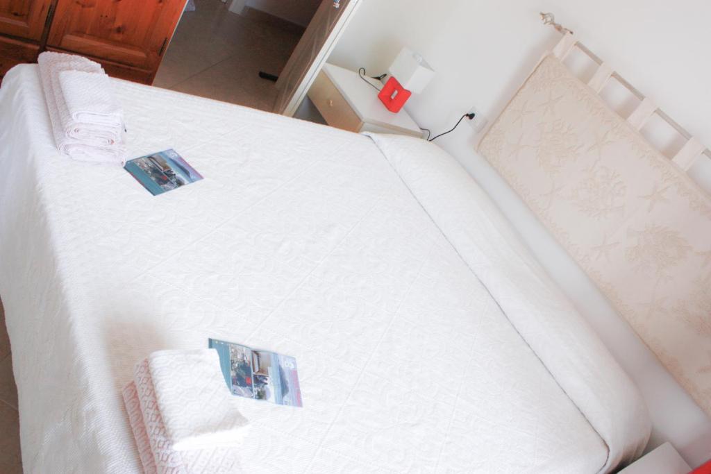 B&B Rotta Per Tavolara Porto San Paolo  Rum bild
