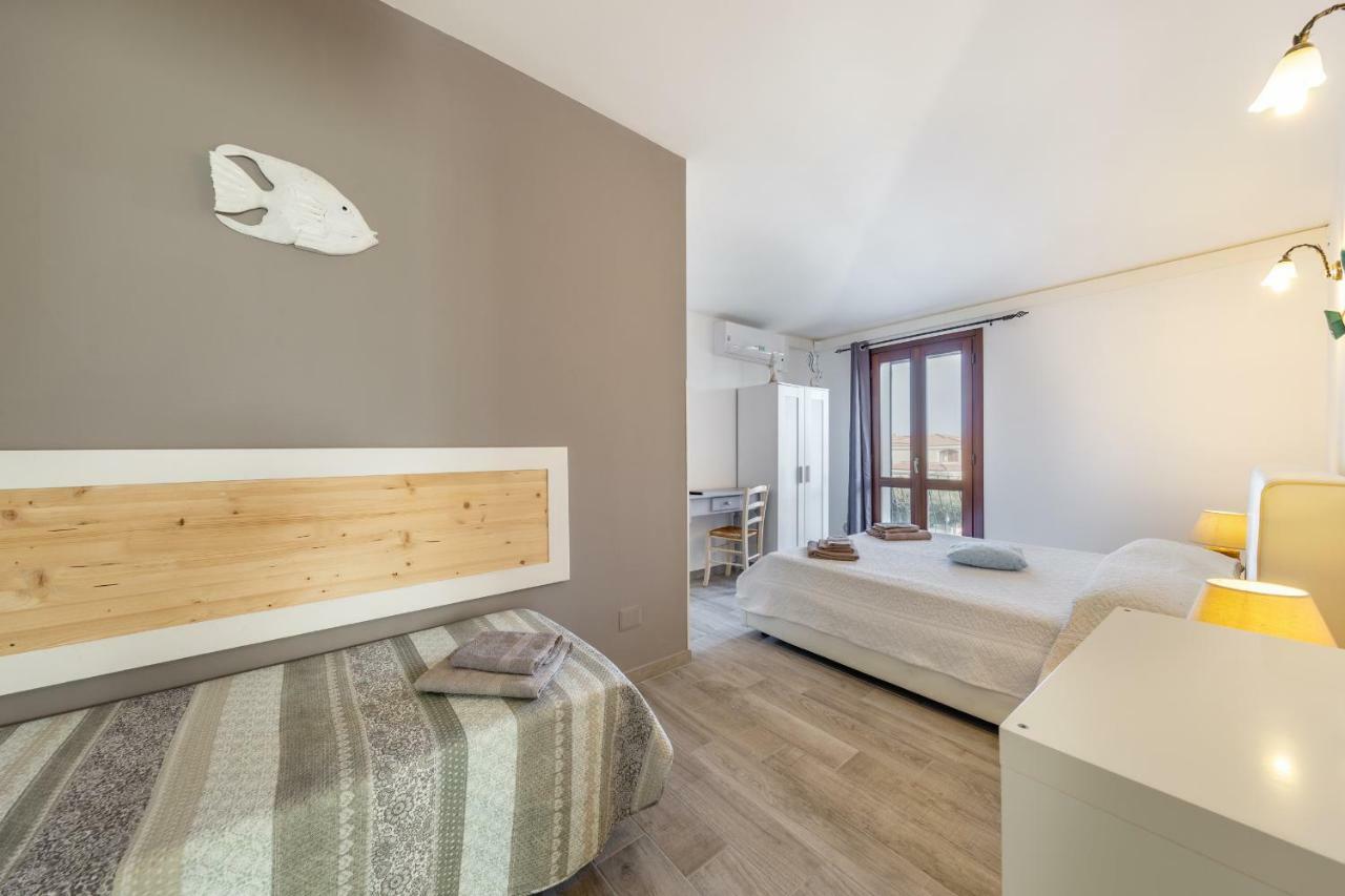 B&B Rotta Per Tavolara Porto San Paolo  Exteriör bild