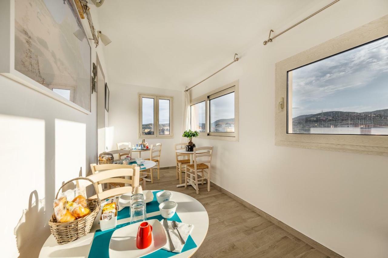 B&B Rotta Per Tavolara Porto San Paolo  Exteriör bild