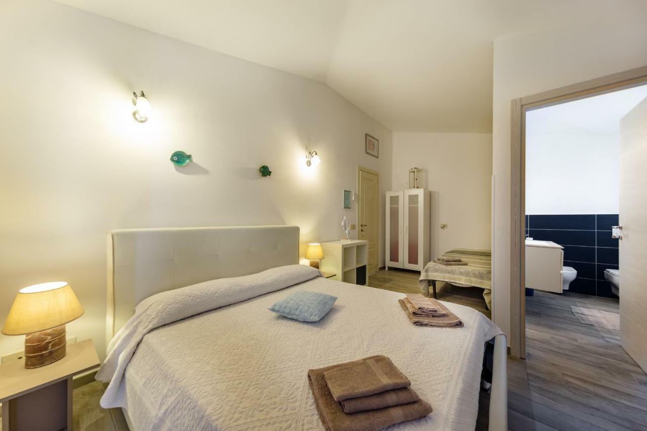 B&B Rotta Per Tavolara Porto San Paolo  Exteriör bild